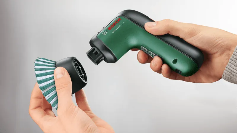 Bosch DIY | Universal Cordless Cleaning Brush 3,6V 1,5Ah