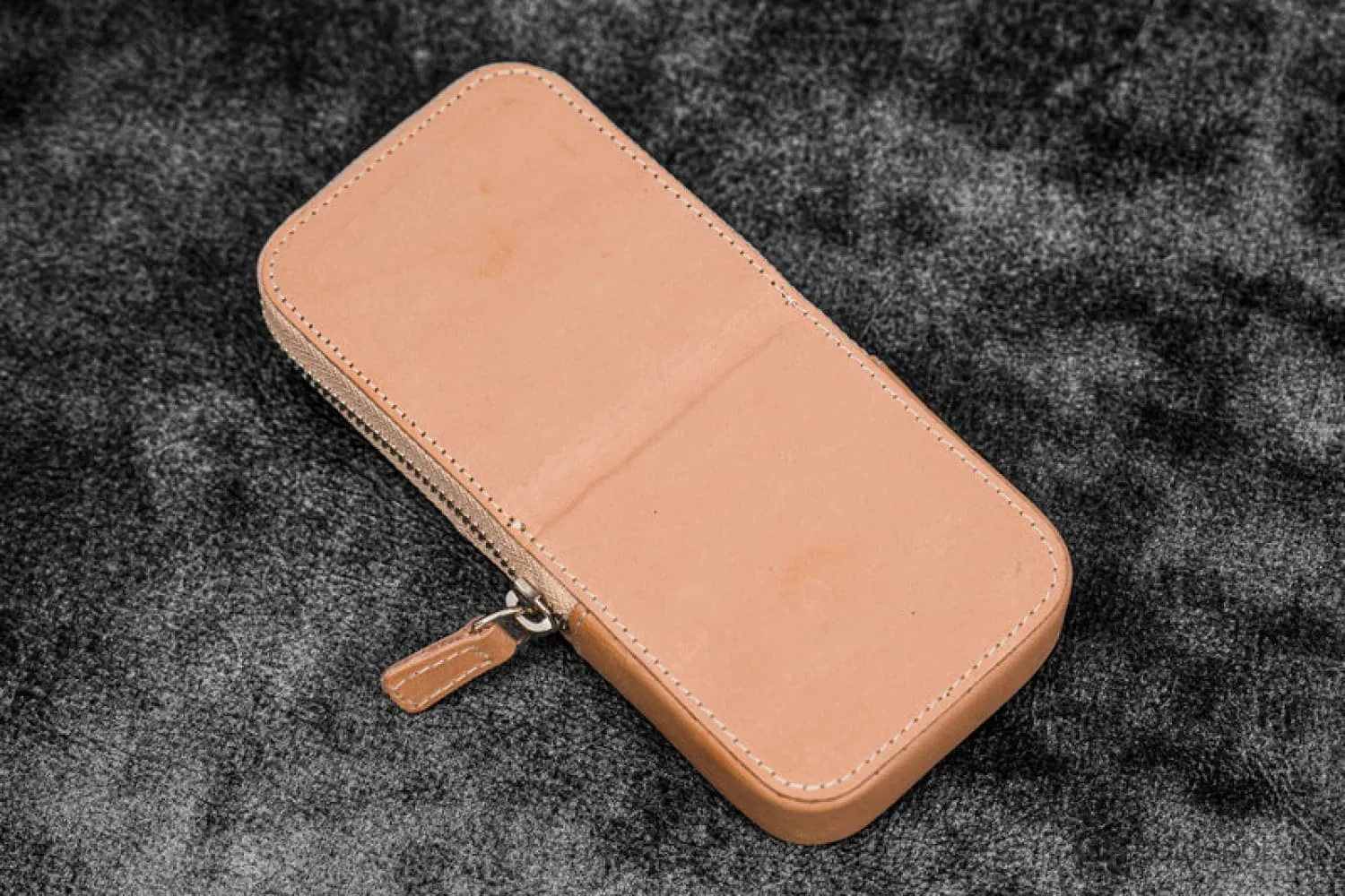 Galen Leather Zippered Magnum Opus Hard 3 Slots Pen Case in Undyed Leather