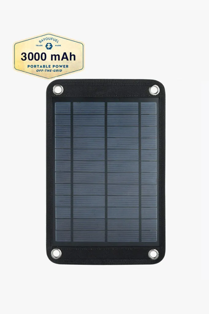 Go Solar Charger 3000mAh with USB Cable and 4 x Suction Cups