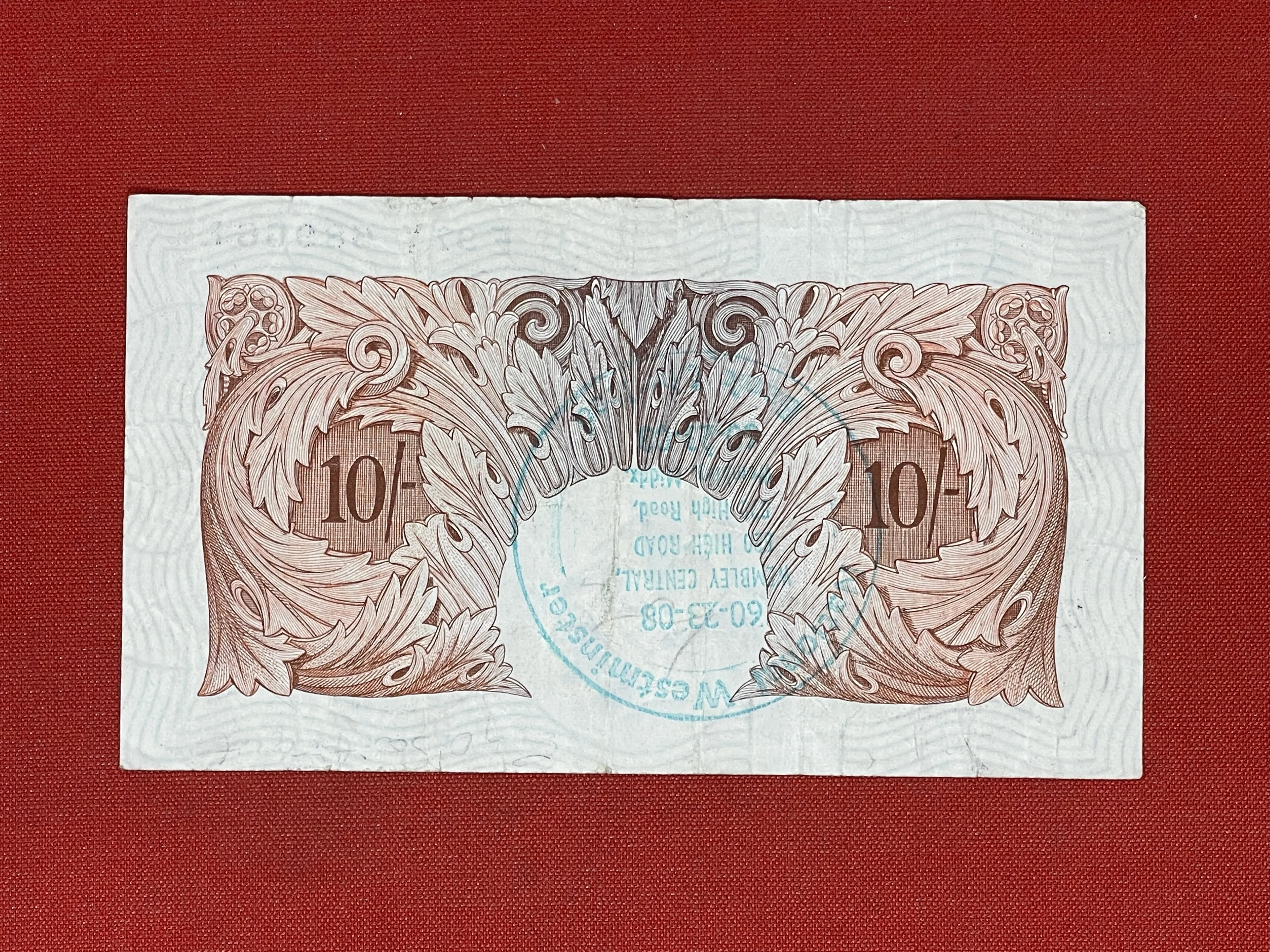 L. K. O'brian : Bank of England. 10 Shillings. E97Y 689661 ( Dugg B2371 )