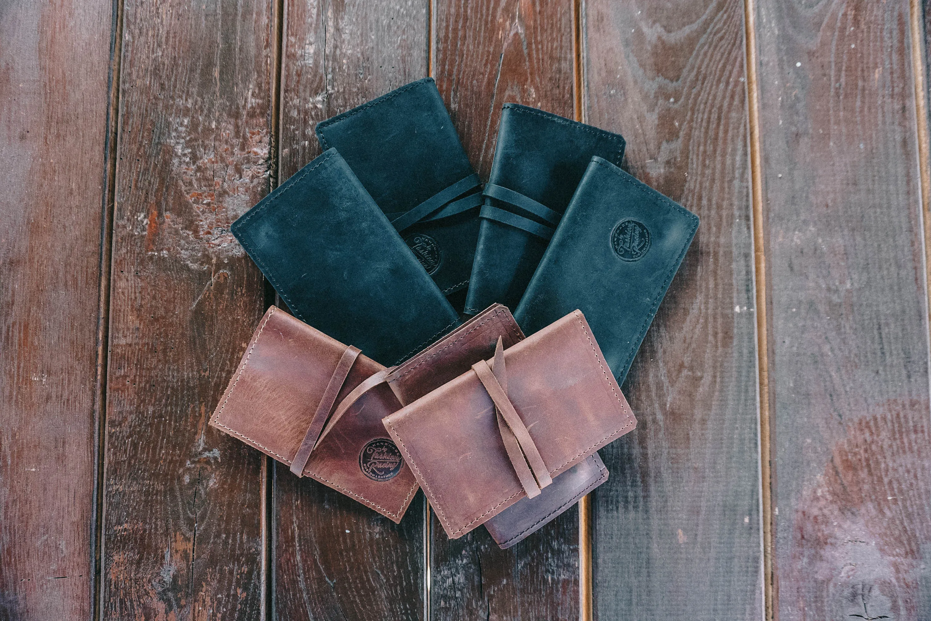 Leather tobacco case | Rolling tobacco pouch