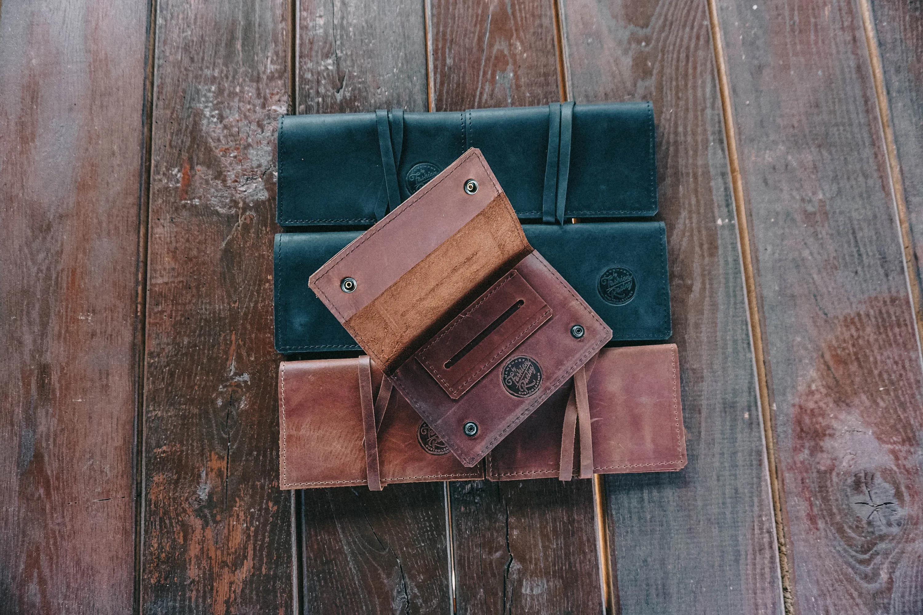 Leather tobacco case | Rolling tobacco pouch