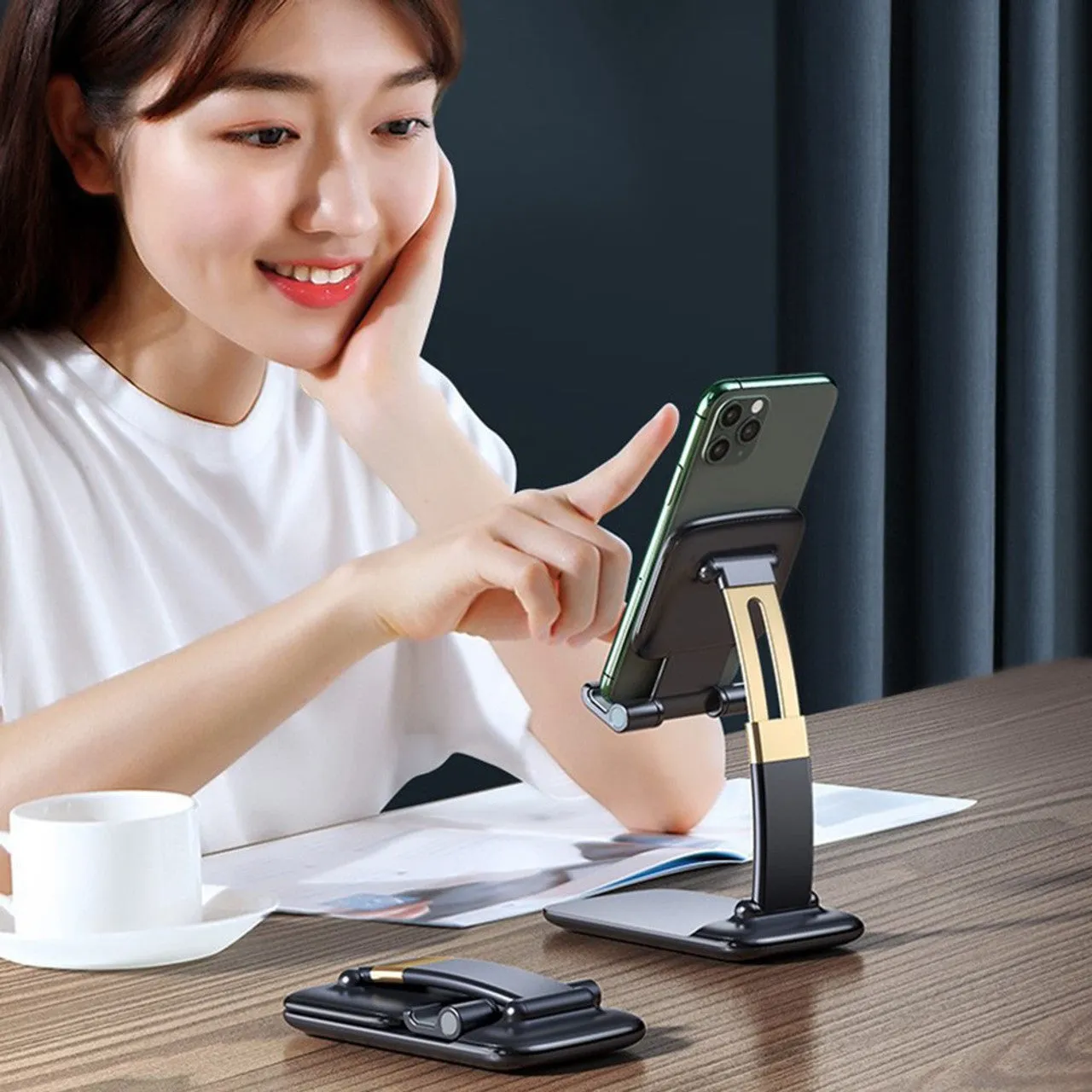 Universal Foldable Desk Mobile Phone Holder Q-Zj007