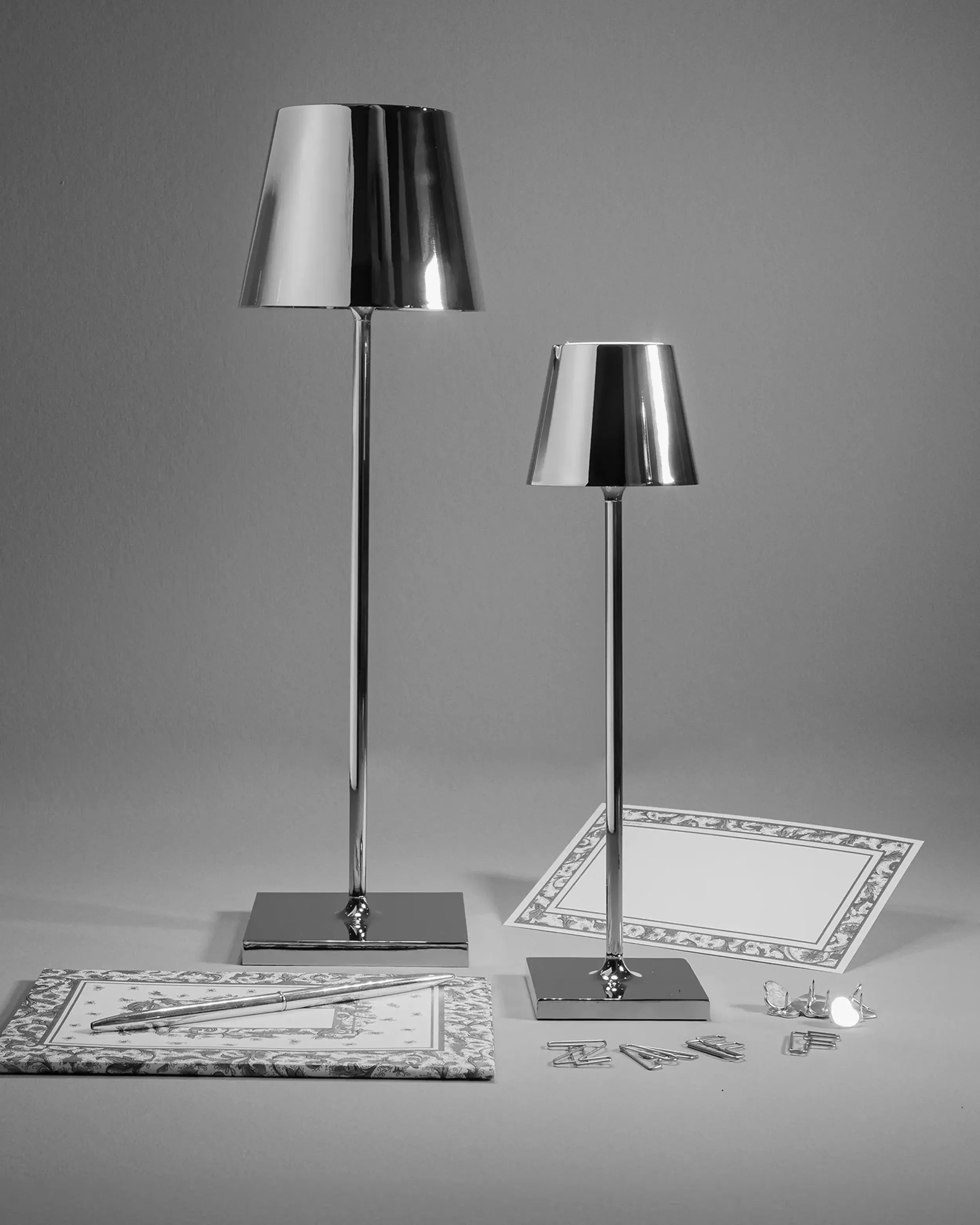 Zafferano Lampes à Porter Poldina micro table lamp